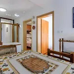 2 Bedroom In 풀라