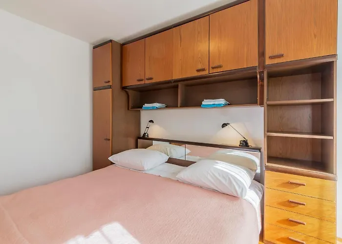 2 Bedroom In Pola